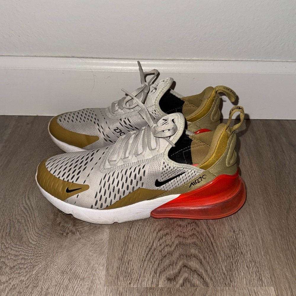 Nike AirMax 270’s